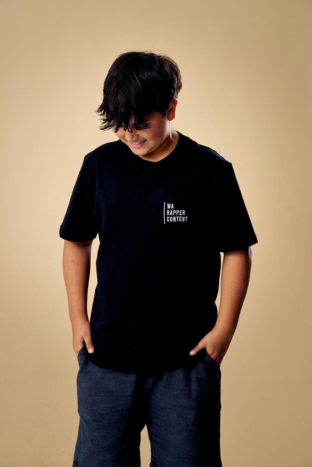 ZWARTE T-SHIRT WA RAPPER CONTENT (PRE-ORDER)